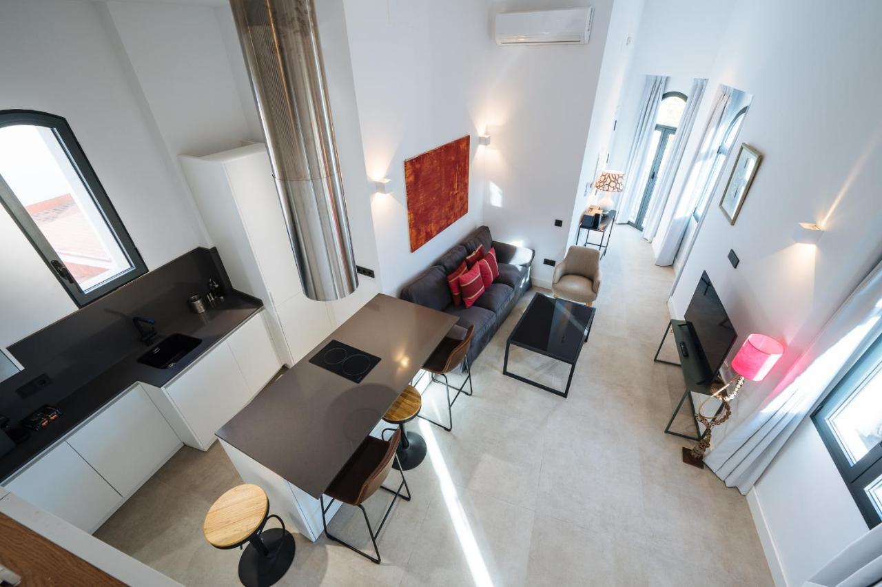 סביליה Apartamentos Montevideo 6 מראה חיצוני תמונה