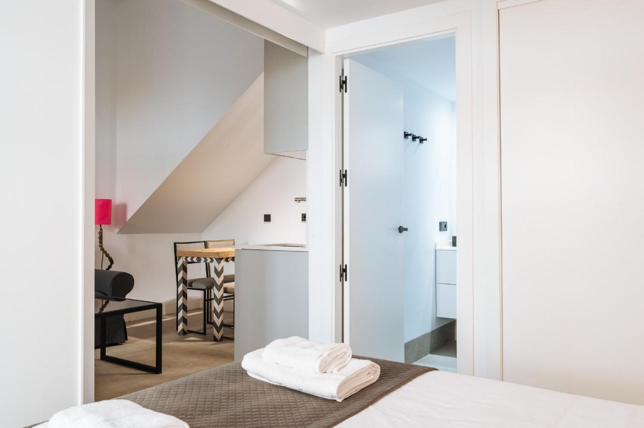 סביליה Apartamentos Montevideo 6 מראה חיצוני תמונה