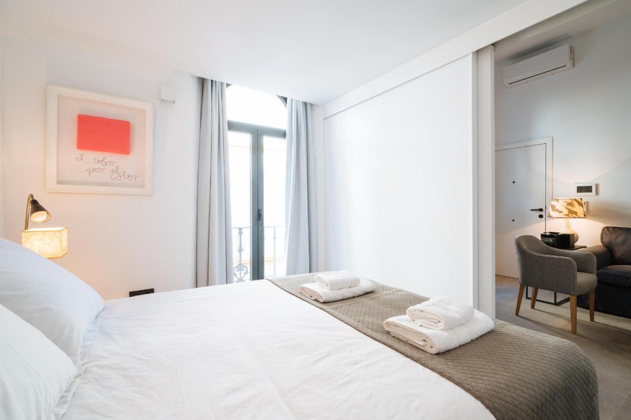 סביליה Apartamentos Montevideo 6 מראה חיצוני תמונה