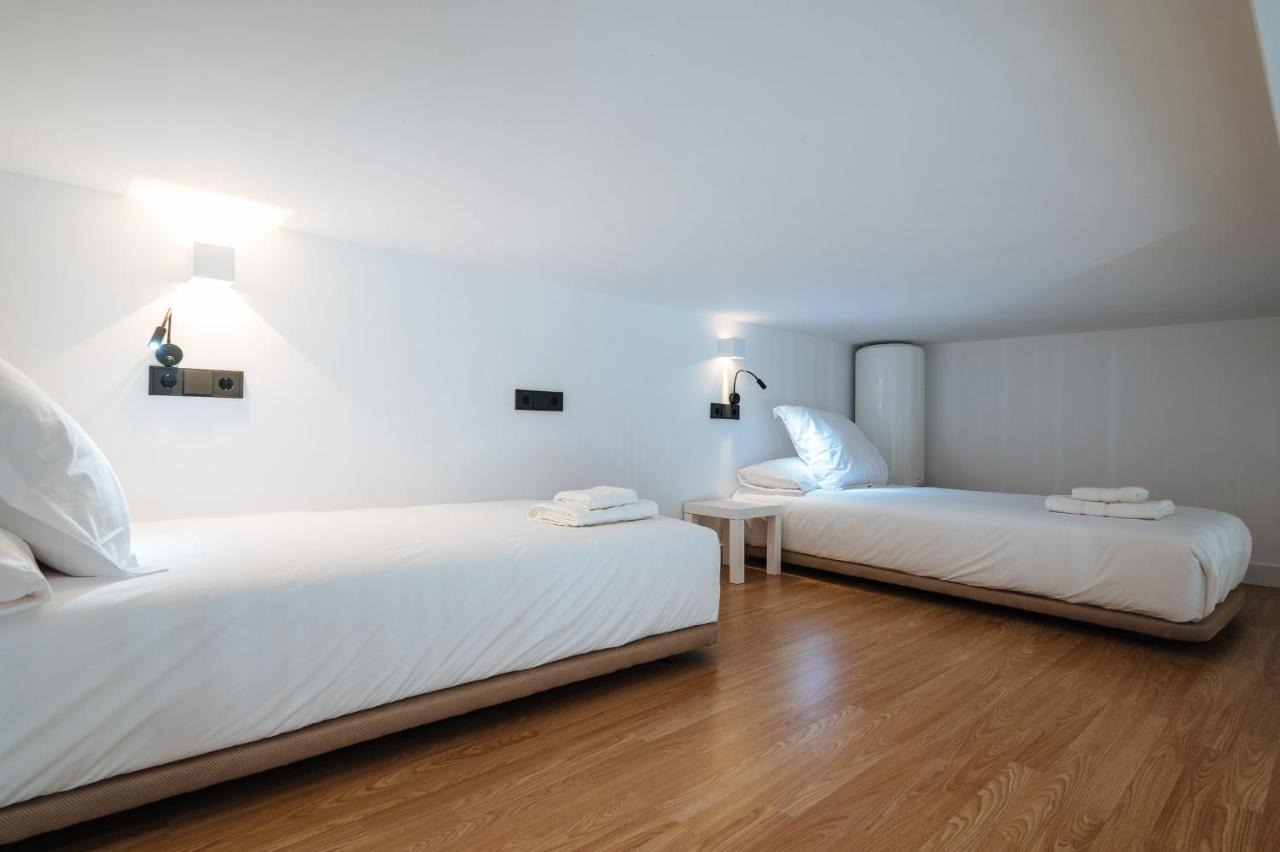סביליה Apartamentos Montevideo 6 מראה חיצוני תמונה