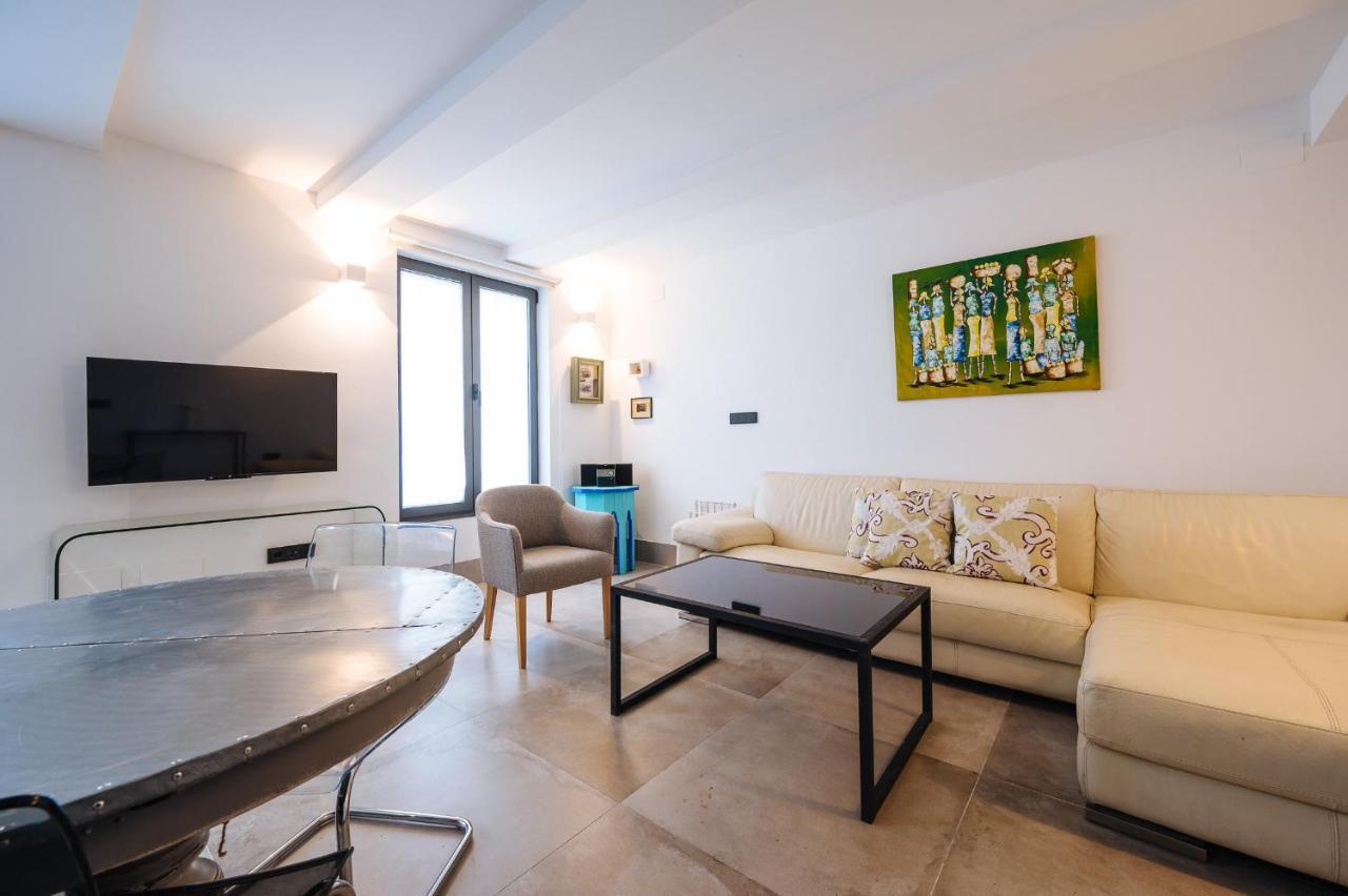 סביליה Apartamentos Montevideo 6 מראה חיצוני תמונה