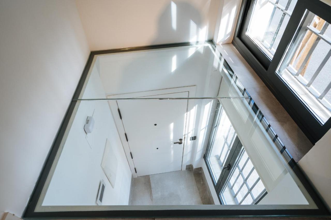 סביליה Apartamentos Montevideo 6 מראה חיצוני תמונה