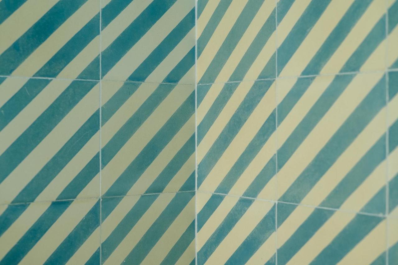 סביליה Apartamentos Montevideo 6 מראה חיצוני תמונה