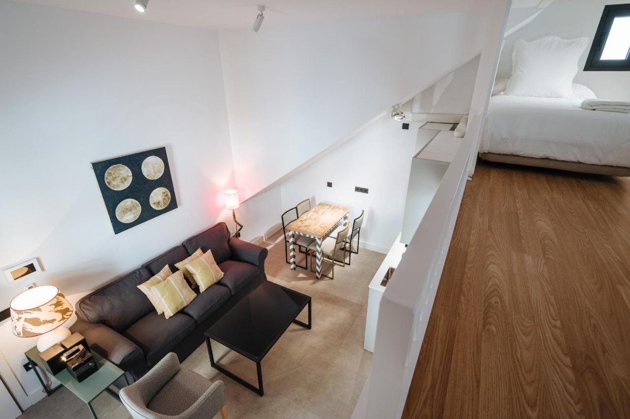 סביליה Apartamentos Montevideo 6 מראה חיצוני תמונה