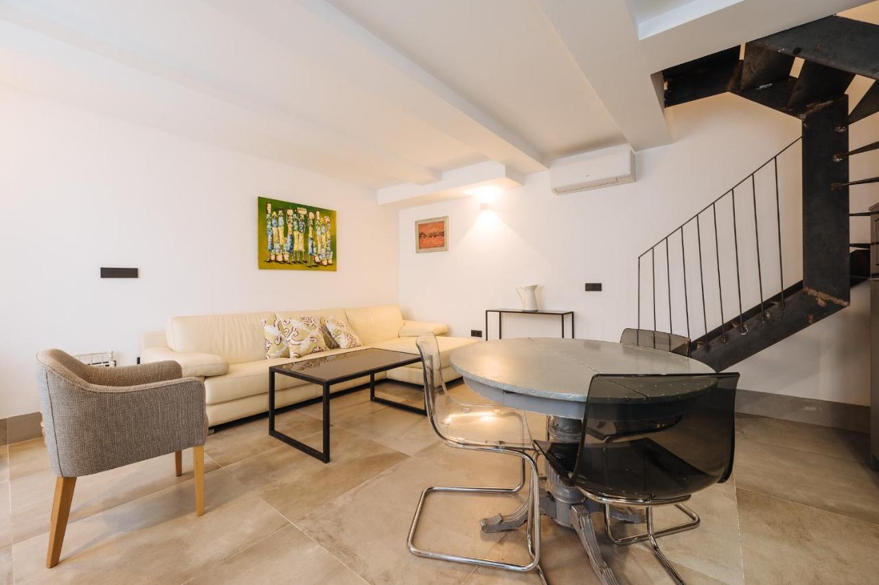 סביליה Apartamentos Montevideo 6 מראה חיצוני תמונה