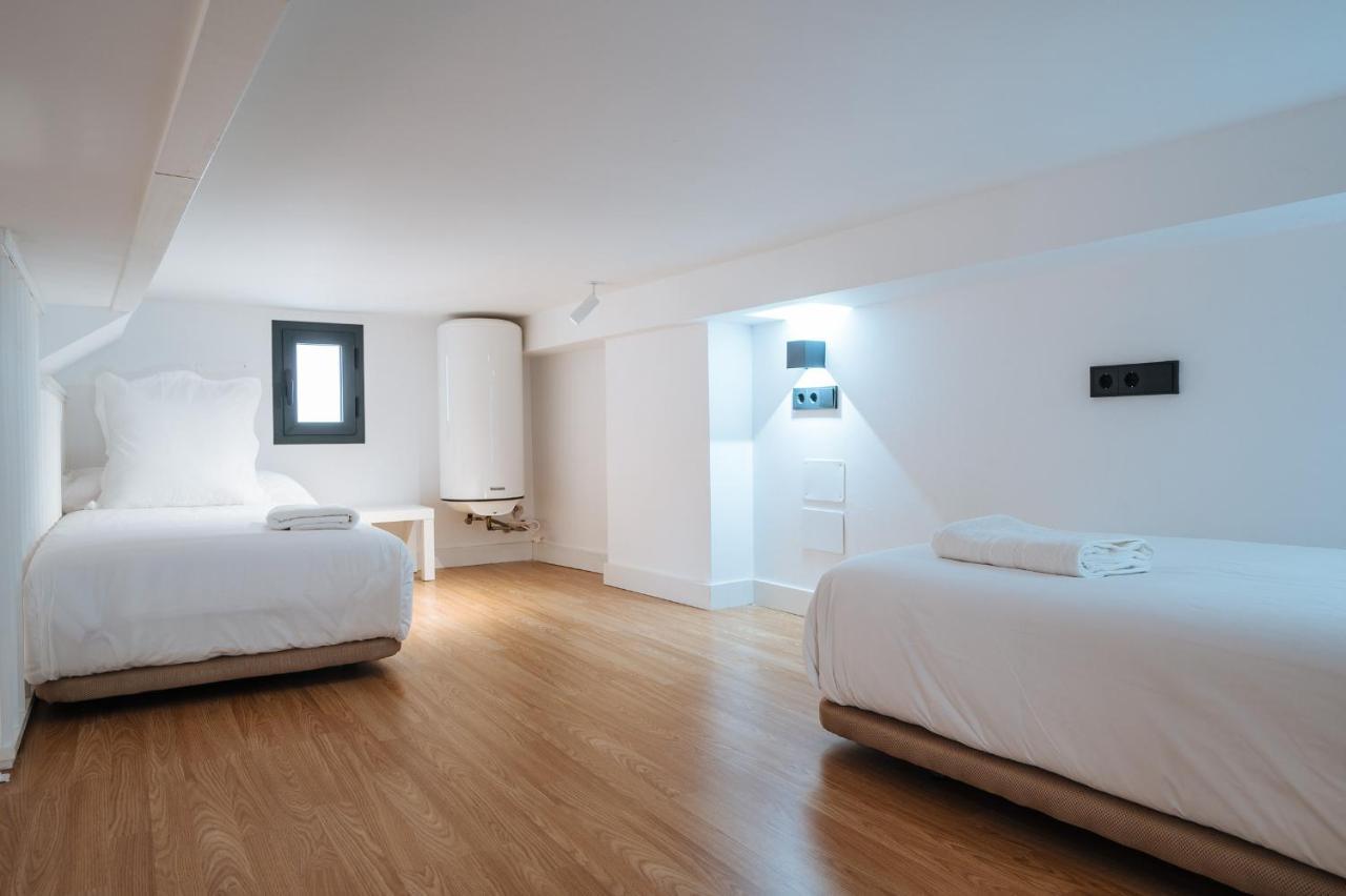 סביליה Apartamentos Montevideo 6 מראה חיצוני תמונה