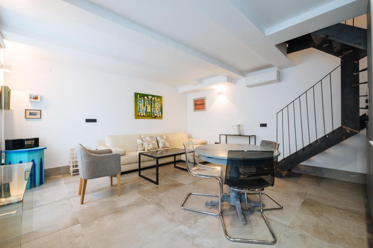 סביליה Apartamentos Montevideo 6 מראה חיצוני תמונה