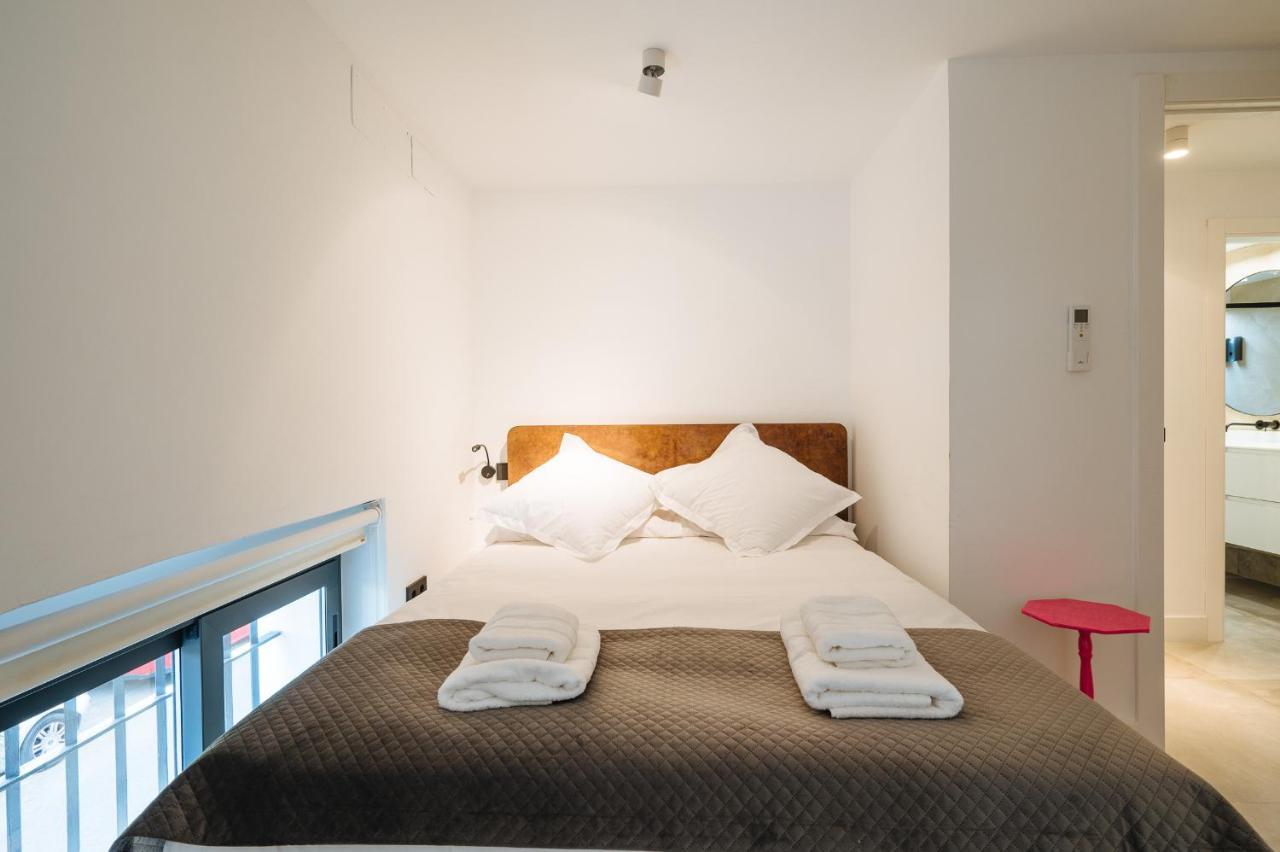 סביליה Apartamentos Montevideo 6 מראה חיצוני תמונה